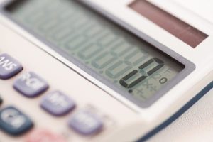 Formuesskatten på investeringer i bedrifter bør fjernes - det vil trygge og skape arbeidsplasser.