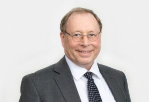 Neste mandag, 8. oktober, legges regjeringspartiene frem statsbudsjettet. I forbindelse med dette kommer det ofte alternative budsjetter fra de øvrige partiene. Og der ønsker mange å øke formueskatten.