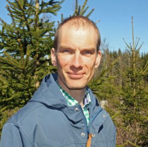 - Det er beklagelig at regjeringen ikke benytter denne sjansen til å redusere byråkratiet for skogeierne i kommunene som berøres av Marka-forskriften, mener skogsjef Even Bergseng.