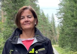 Næringslivet har i flere tiår tilpasset eierstrukturen for å presse kostnader og øke effektiviteten. Landbrukets eierstruktur derimot har vært konservert i de siste femti år. Med de utfordringene som landbruket står overfor de nærmeste årene er det etter NORSKOGs syn urovekkende å registrere det vi vil karakterisere som endringsvegring i en tid der nettopp kraftige grep er avgjørende for landbrukets framtid. 